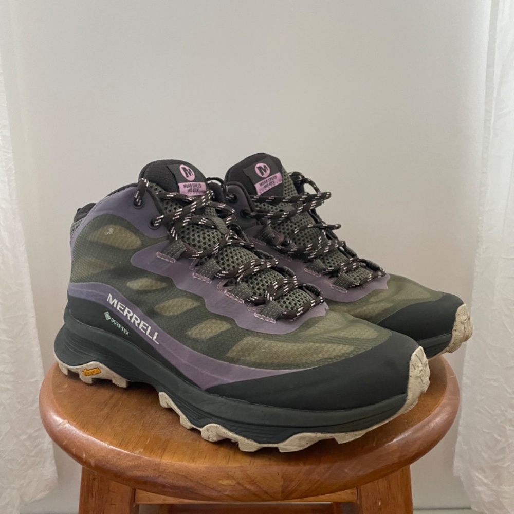 Merrell Hiking Boots Size 7.5 - Gortex